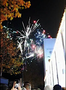Feuerwerk beim Lights On für die Metzinger Outlets am 10ten Nov. 2023.