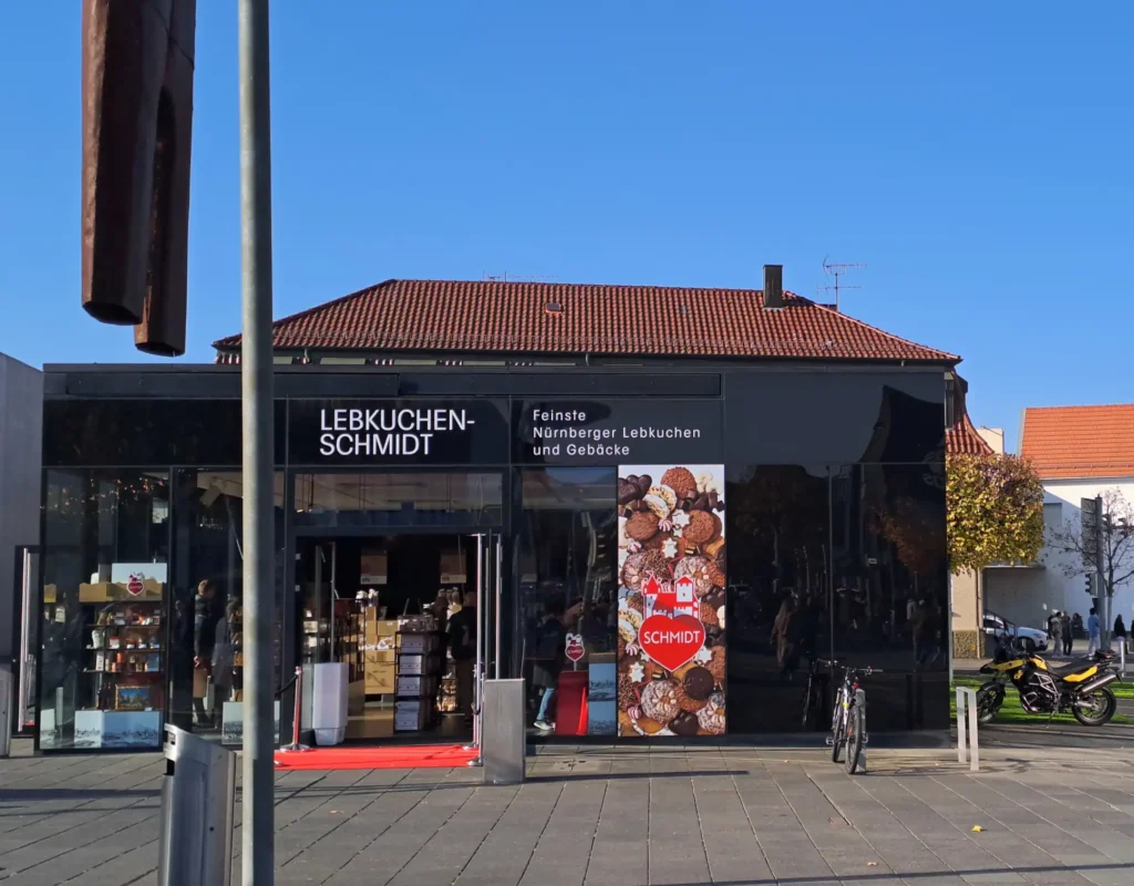 Lebkuchen Schmidt Laden Metzingen. Groß.